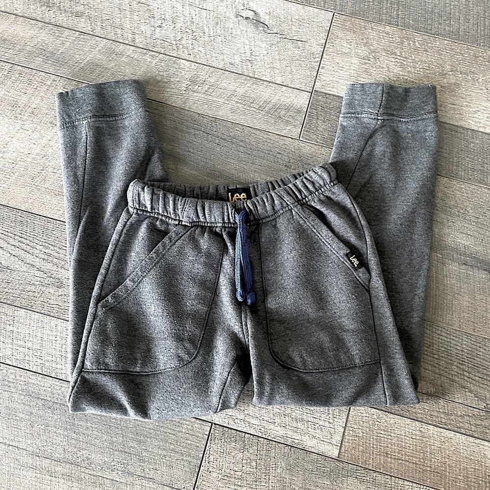 Lee Light Gray Drawstring Sweatpants. Size Small (7/8).